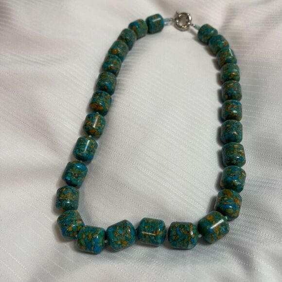Beautiful Mosaic Turquoise Dyed Magnesite Large Heavy Beads Collar Necklace - Picture 2 of 8